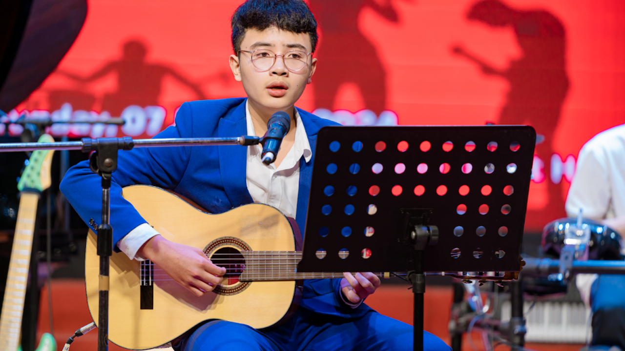 Hình ảnh trung tâm